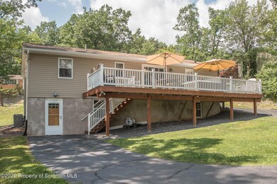 195 Columbus Dr, Archbald, PA 18403 - photo 2