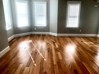 72 Pleasant St unit 2, Wakefield, MA 01880 - photo 5