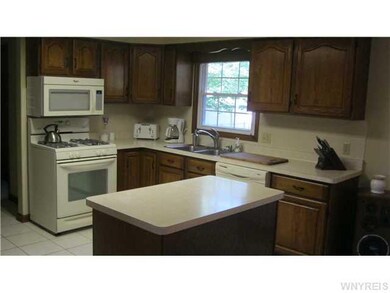 7188 Witmer Rd, North Tonawanda, NY 14120 - photo 3