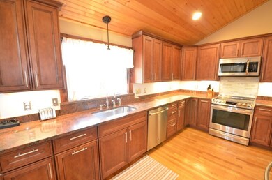 191 S Main St, Sherborn, MA 01770 - photo 7