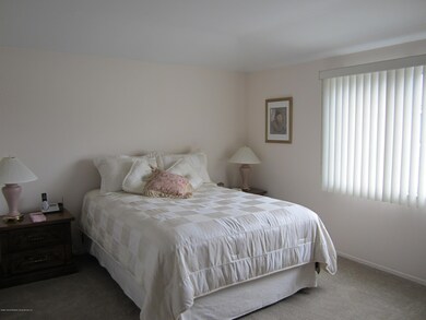 446 Caswell Ave unit 1, Staten Island, NY 10314 - photo 5