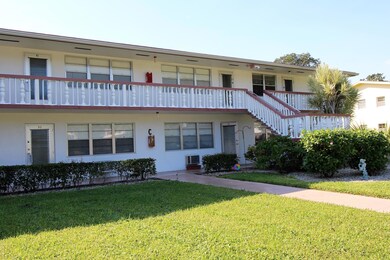 51 Windsor C, West Palm Beach, FL 33417 - photo 2