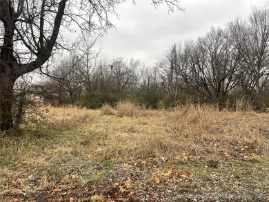 721 S 20th St W, Muskogee, OK 74401 - photo 5