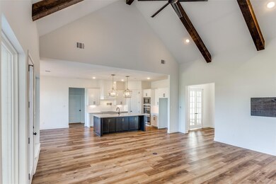 142 Southern Ct, Springtown, TX 76028 - photo 6