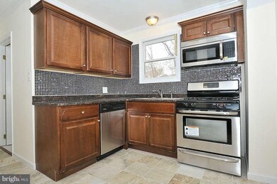 801 Larchmont Ave, Capitol Heights, MD 20743 - photo 6