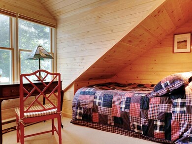 2nd floor bedroom