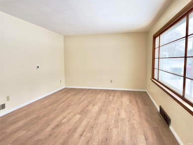 5304 N Bend Dr, Fort Wayne, IN 46804 - photo 3