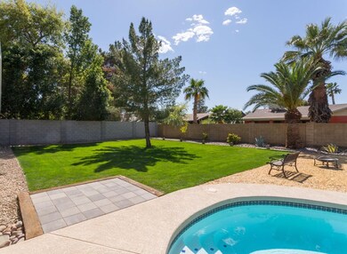 1055 W Irisado Cir, Mesa, AZ 85210 - photo 7