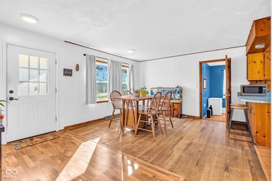 328 Redbud Ln, Greencastle, IN 46135 - photo 5