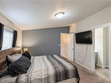 215 W Broadway St, Colfax, IA 50054 - photo 6