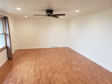 17156 N State Highway 32, Shumway, IL 62461 - photo 4