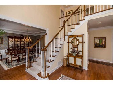 Entry/Foyer.