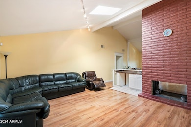 18256 N 75th Ave, Glendale, AZ 85308 - photo 6