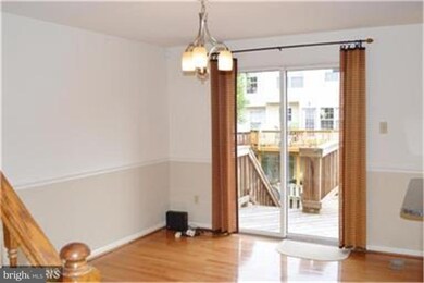 13974 Baton Rouge Ct, Centreville, VA 20121 - photo 3