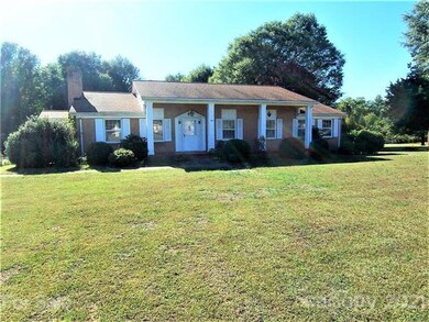 1862 E Marion St, Shelby, NC 28152 - photo 2