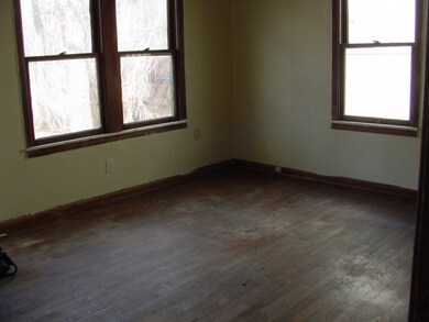 4823 Golden Forest Dr, Houston, TX 77091 - photo 6