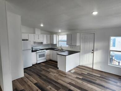 1594 W 400 S unit 67, Salt Lake City, UT 84104 - photo 3