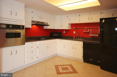 12910 Marquette Ln, Bowie, MD 20715 - photo 2