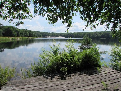 125 Rodeo Ln, Lords Valley, PA 18428 - photo 2