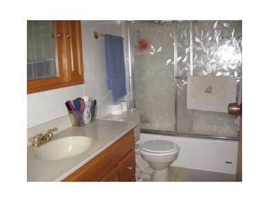 Full Bath.