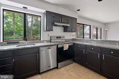 1516 Ainsley Rd, Silver Spring, MD 20904 - photo 4