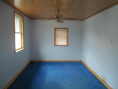 722 E Barner St, Allentown, PA 18103 - photo 6