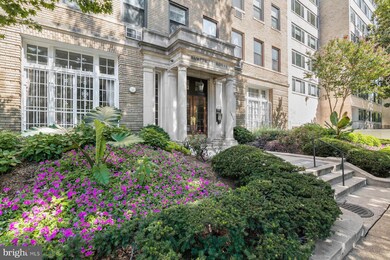 Hampshire House unit 701, Washington, DC 20036 - photo 2