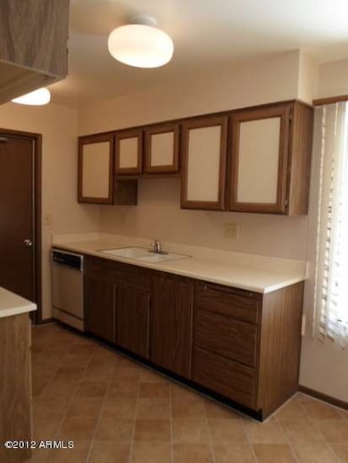 10635 W Highwood Ln, Sun City, AZ 85373 - photo 6