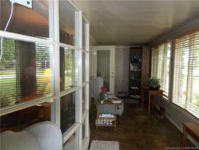 1726 Lynnwood Dr, New Albany, IN 47150 - photo 7