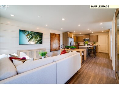 2488 Sawtelle Dr, Woodburn, OR 97071 - photo 4