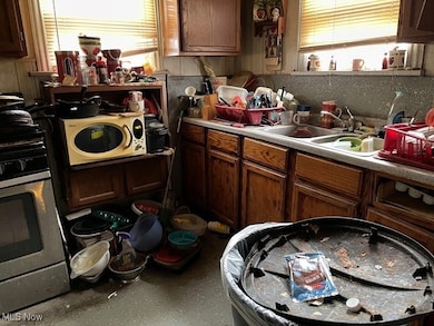 1964 Chase St, Toledo, OH 43611 - photo 6