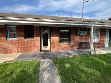 7629 Williamson Rd unit 13, Roanoke, VA 24019 - photo 4