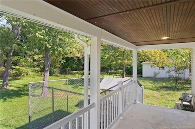 805 Elmwood Ave, New Albany, IN 47150 - photo 3