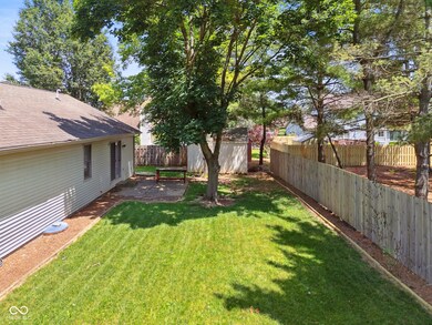 4611 29th St, Columbus, IN 47203 - photo 7