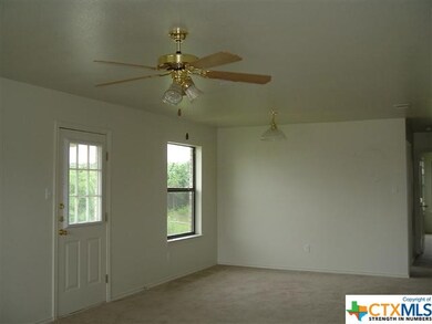 319 Janelle Dr unit A-B, Copperas Cove, TX 76522 - photo 2