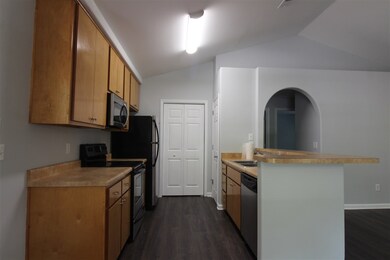 145 Rochelsie Rd, Crawfordville, FL 32327 - photo 4