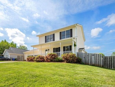 59 Round Top Rd, Asheville, NC 28803 - photo 4