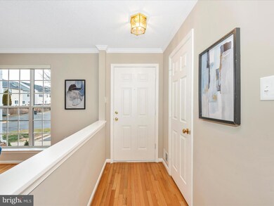 36 Cottage Field Ct, Germantown, MD 20874 - photo 2