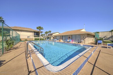 Community Pool & Clubhouse