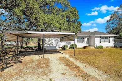 282096 Andrews Dr, Comanche, OK 73529 - photo 3