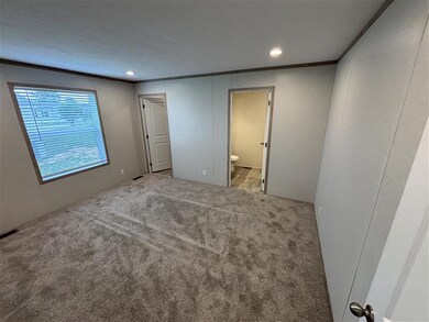 40 Bluebird Hill Dr unit 372, Lake Orion, MI 48359 - photo 4