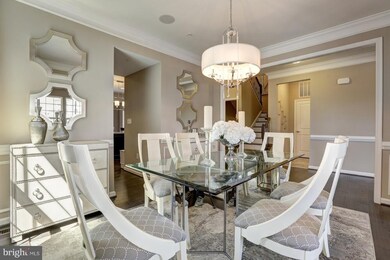 3006 Presidential Golf Dr, Upper Marlboro, MD 20774 - photo 4