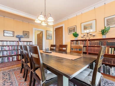 36 Ash St unit 402, Cambridge, MA 02138 - photo 5