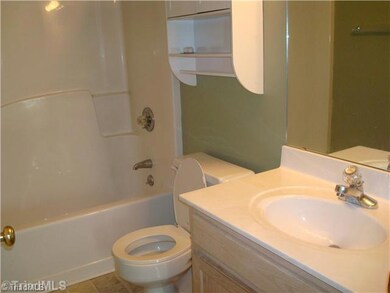 Master Bath/Spa. Master Bath (no spa)