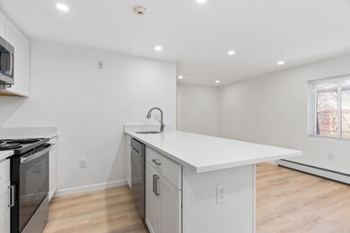 55 Broad St unit 18, Lynn, MA 01902 - photo 4