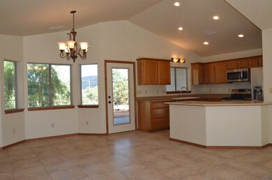 06_Kitchen and Dining