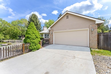 2494 NE 6th St, Bend, OR 97701 - photo 3