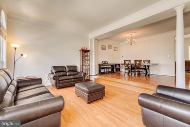 22100 Avonworth Square, Broadlands, VA 20148 - photo 3