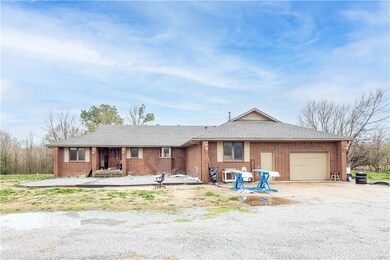 15251 Logan Cave Rd, Siloam Springs, AR 72761 - photo 2