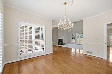 2289 Glenridge Dr, Marietta, GA 30062 - photo 6